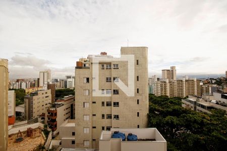 Vista de apartamento à venda com 4 quartos, 180m² em Serra, Belo Horizonte