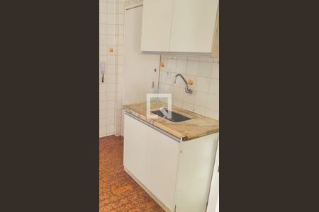 Cozinha de apartamento à venda com 2 quartos, 61m² em Sagrada Família, Belo Horizonte