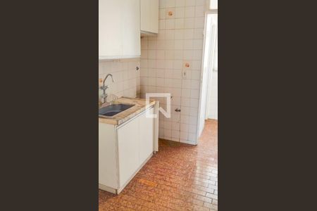Cozinha de apartamento à venda com 2 quartos, 61m² em Sagrada Família, Belo Horizonte