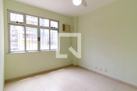 Quarto 2 de apartamento à venda com 3 quartos, 69m² em Icaraí, Niterói