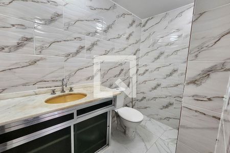 Banheiro de casa de condomínio à venda com 1 quarto, 76m² em Flamengo, Rio de Janeiro