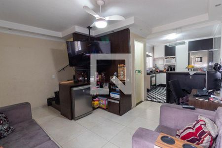 Sala de casa de condomínio à venda com 2 quartos, 105m² em Vila Talarico, São Paulo