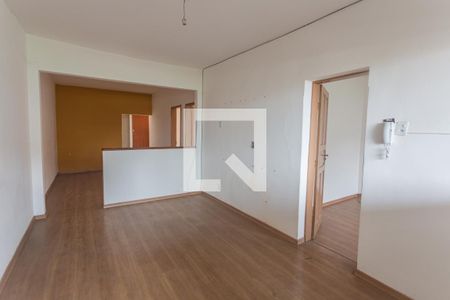 Sala de casa à venda com 3 quartos, 280m² em Nova Floresta, Belo Horizonte