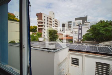 Sala - Vista de apartamento à venda com 1 quarto, 32m² em Auxiliadora, Porto Alegre
