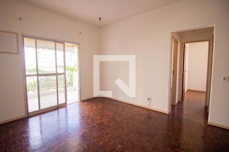 Apartamento para alugar com 66m², 2 quartos e 1 vagaSala