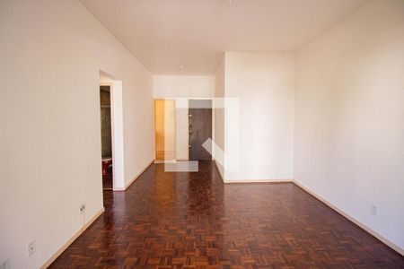 Sala de apartamento à venda com 2 quartos, 66m² em Grajaú, Rio de Janeiro