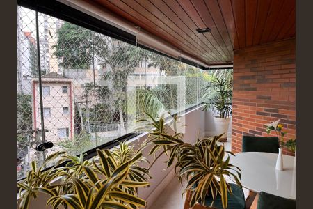 Sala 1 de apartamento para alugar com 3 quartos, 190m² em Perdizes, São Paulo