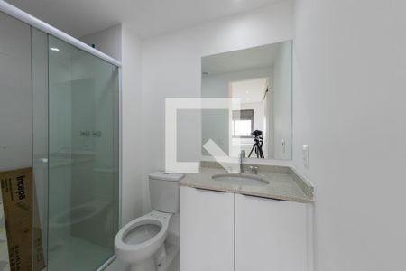 Banheiro  de apartamento para alugar com 1 quarto, 28m² em Vila Independência, São Paulo