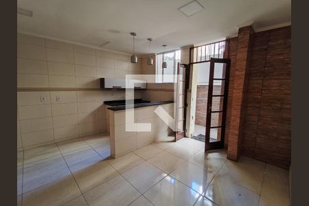 Sala/Cozinha de casa para alugar com 1 quarto, 40m² em Cascadura, Rio de Janeiro