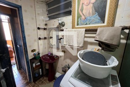 Banheiro de apartamento à venda com 1 quarto, 49m² em Centro, Rio de Janeiro