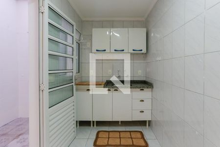 Cozinha de casa à venda com 2 quartos, 75m² em Jardim Ivana, São Paulo