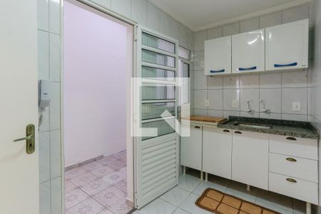 Cozinha de casa à venda com 2 quartos, 75m² em Jardim Ivana, São Paulo