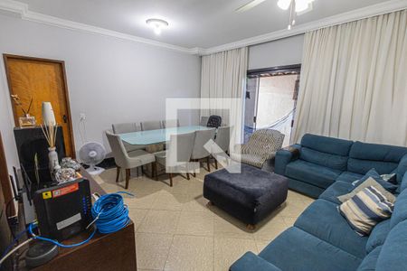Sala de apartamento para alugar com 3 quartos, 118m² em São João Batista, Belo Horizonte
