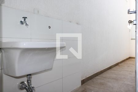 Apartamento à venda com 79m², 3 quartos e 2 vagas Apartamento à venda com 79m², 3 quartos e 2 vagasÁrea de Serviço