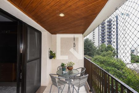 Varanda de apartamento à venda com 3 quartos, 135m² em Vila Andrade, São Paulo