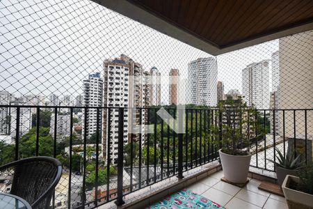 Varanda de apartamento à venda com 3 quartos, 135m² em Vila Andrade, São Paulo