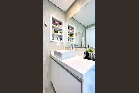 Apartamento à venda com 122m², 3 quartos e 2 vagas Apartamento à venda com 122m², 3 quartos e 2 vagasBanheiro da Suíte 3