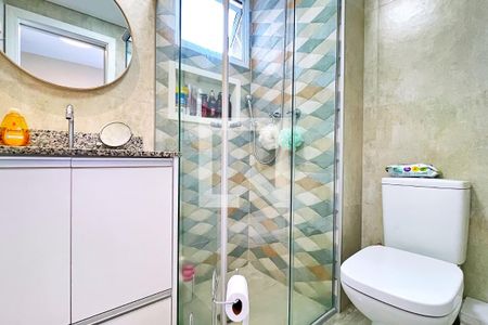 Apartamento à venda com 122m², 3 quartos e 2 vagas Apartamento à venda com 122m², 3 quartos e 2 vagasBanheiro da Suíte 2