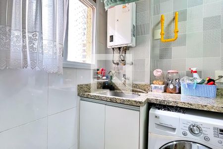 Apartamento à venda com 122m², 3 quartos e 2 vagas Apartamento à venda com 122m², 3 quartos e 2 vagasÁrea de Serviço