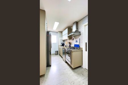 Apartamento à venda com 122m², 3 quartos e 2 vagas Apartamento à venda com 122m², 3 quartos e 2 vagasCozinha