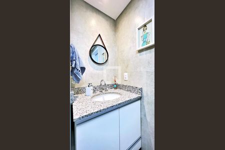 Apartamento à venda com 122m², 3 quartos e 2 vagas Apartamento à venda com 122m², 3 quartos e 2 vagasBanheiro da Suíte 1