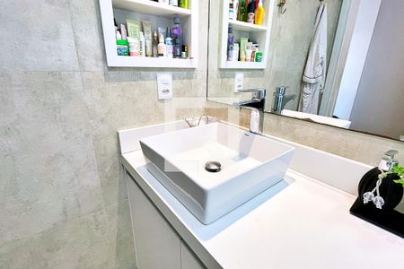 Apartamento à venda com 122m², 3 quartos e 2 vagas Apartamento à venda com 122m², 3 quartos e 2 vagasBanheiro da Suíte 3