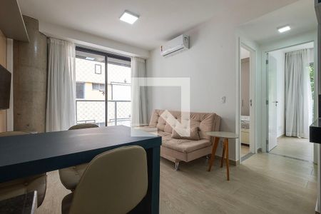 Sala/Cozinha de apartamento para alugar com 2 quartos, 55m² em Pinheiros, São Paulo