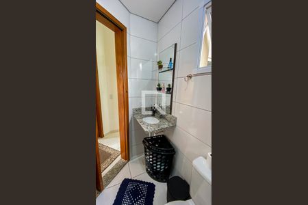 Apartamento à venda com 84m², 2 quartos e 1 vaga Apartamento à venda com 84m², 2 quartos e 1 vagaBanheiro