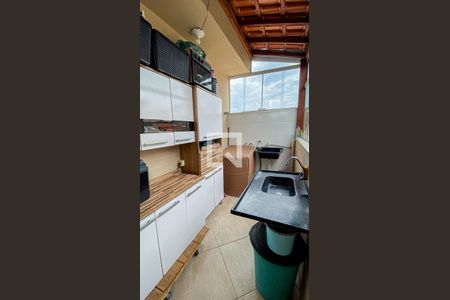 Apartamento à venda com 84m², 2 quartos e 1 vaga Apartamento à venda com 84m², 2 quartos e 1 vagaCobertura - Área de Serviço