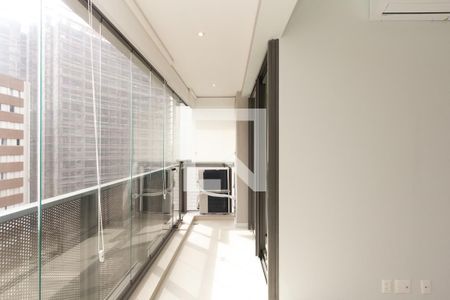 Varanda de apartamento para alugar com 1 quarto, 38m² em Indianópolis, São Paulo