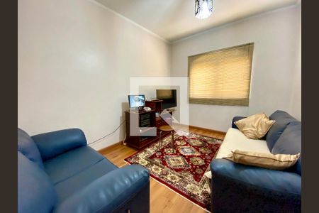 Casa à venda com 437m², 3 quartos e 4 vagas Casa à venda com 437m², 3 quartos e 4 vagasSala 2