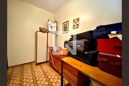 Casa à venda com 437m², 3 quartos e 4 vagas Casa à venda com 437m², 3 quartos e 4 vagasEdicula