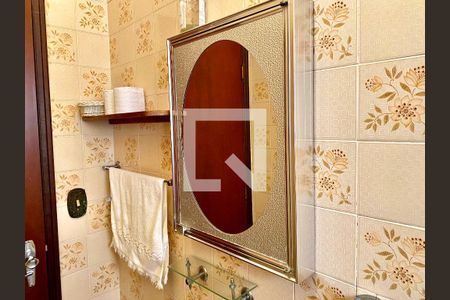 Casa à venda com 437m², 3 quartos e 4 vagas Casa à venda com 437m², 3 quartos e 4 vagasBanheiro