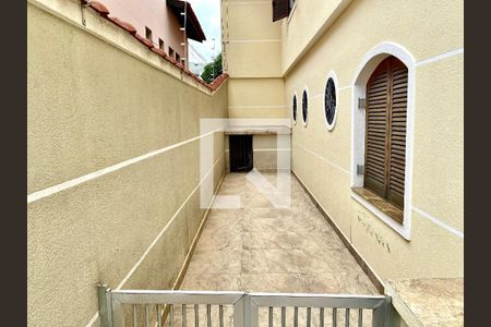 Casa à venda com 437m², 3 quartos e 4 vagas Casa à venda com 437m², 3 quartos e 4 vagasQuintal