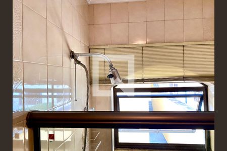 Casa à venda com 437m², 3 quartos e 4 vagas Casa à venda com 437m², 3 quartos e 4 vagasBanheiro da Suíte 1