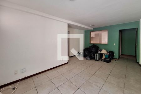 Sala de apartamento à venda com 3 quartos, 122m² em Itaipu, Niterói