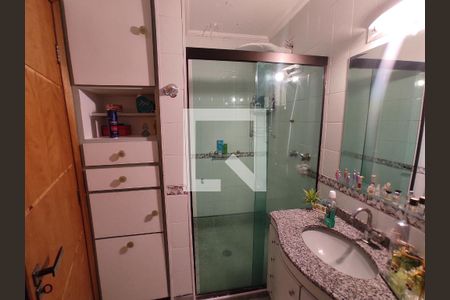 Banheiro  de apartamento à venda com 2 quartos, 92m² em Perdizes, São Paulo