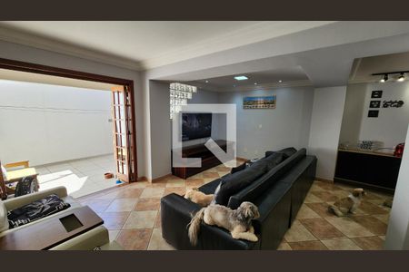 Sala de casa à venda com 3 quartos, 223m² em Conjunto Residencial Iapi, Jundiaí