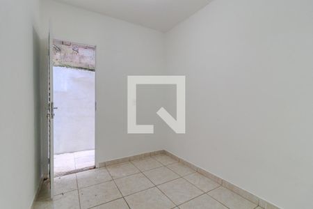 Quarto 2 de kitnet/studio para alugar com 2 quartos, 30m² em Jardim Record, Taboão da Serra