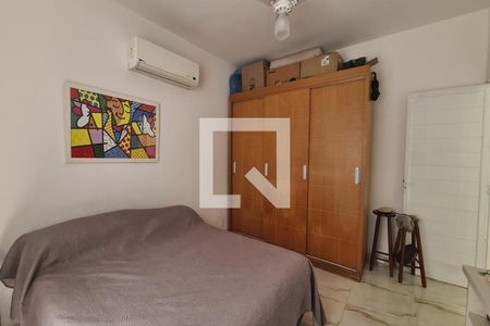 Quarto de casa à venda com 2 quartos, 240m² em Sampaio, Rio de Janeiro