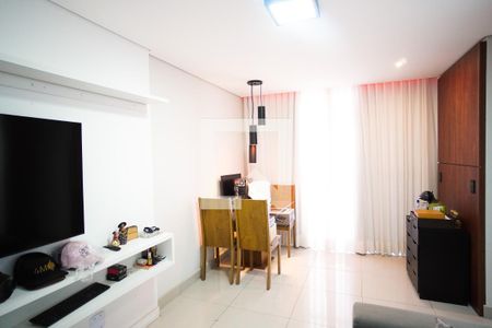 Sala de apartamento à venda com 2 quartos, 87m² em Jardim Guanabara, Belo Horizonte