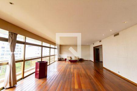 Detalhe da sala de apartamento à venda com 6 quartos, 270m² em Leblon, Rio de Janeiro