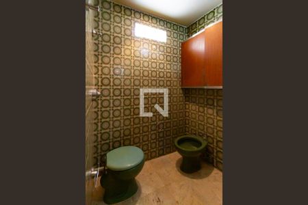 Banheiro da suíte de apartamento à venda com 6 quartos, 270m² em Leblon, Rio de Janeiro