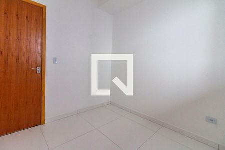 Quarto 1 de apartamento para alugar com 2 quartos, 34m² em Itaquera, São Paulo