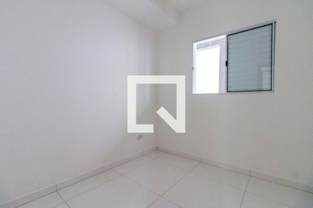 Quarto 1 de apartamento para alugar com 2 quartos, 34m² em Itaquera, São Paulo