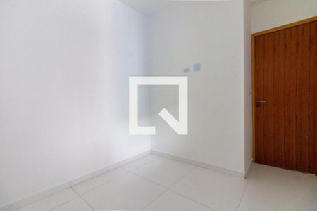 Quarto 2 de apartamento para alugar com 2 quartos, 34m² em Itaquera, São Paulo