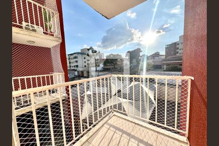 Varanda Sala de apartamento à venda com 2 quartos, 90m² em Alvorada, Contagem