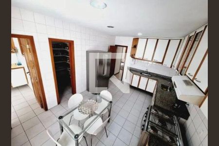 Casa à venda com 4 quartos, 350m² em Freguesia (Jacarepaguá), Rio de Janeiro