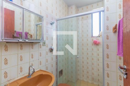 Banheiro de apartamento à venda com 3 quartos, 78m² em Sagrada Família, Belo Horizonte