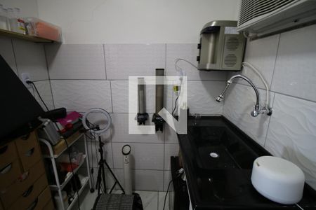 Cozinha de kitnet/studio à venda com 2 quartos, 248m² em Cordovil, Rio de Janeiro